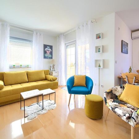 Apartman Noel Krk Town Bagian luar foto