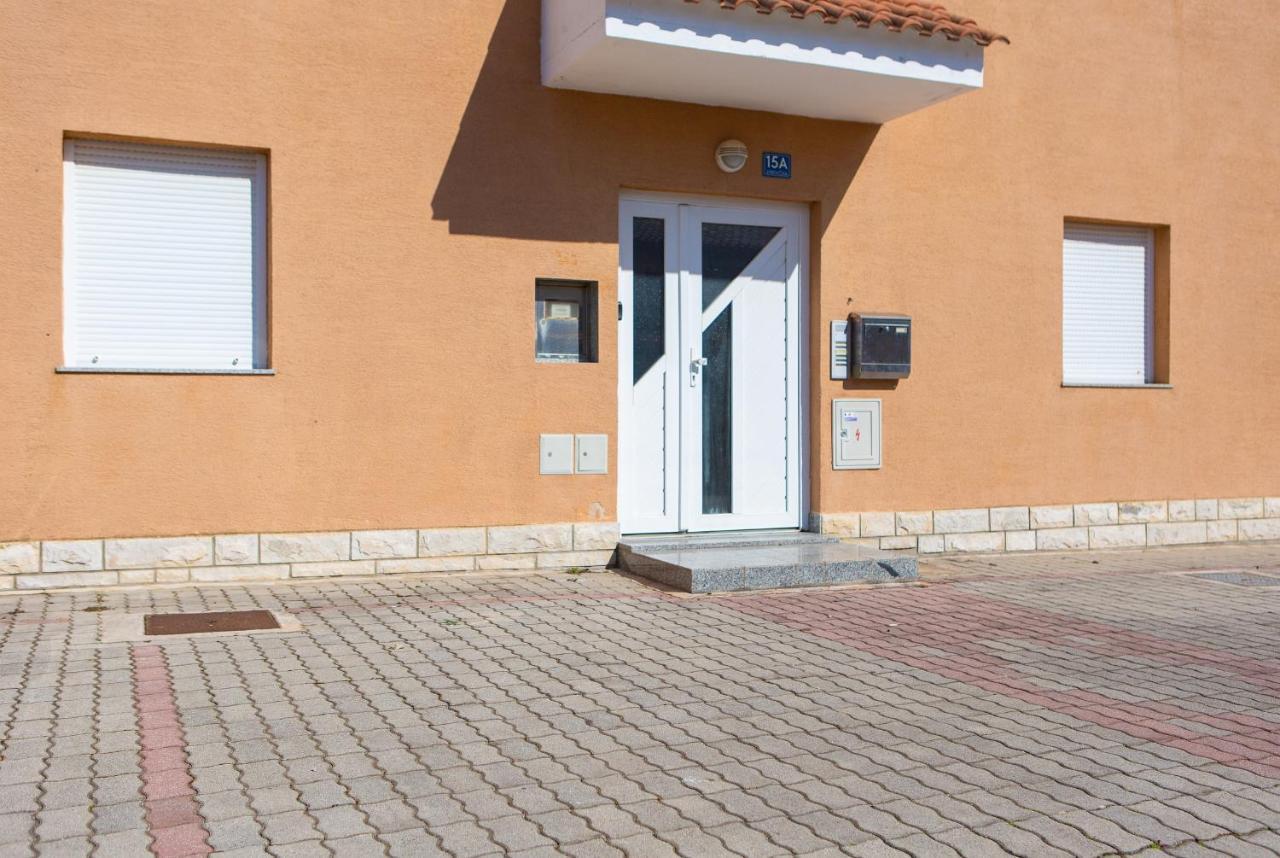 Apartman Noel Krk Town Bagian luar foto
